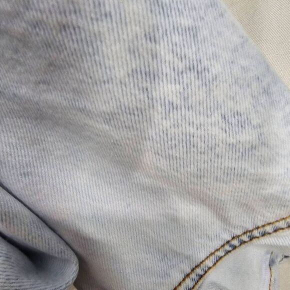 WeWoreWhat Cropped Denim Top - Picture 5 of 6